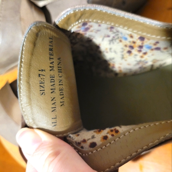 Oxford style ribbon tie flat shoe - Picture 6 of 7